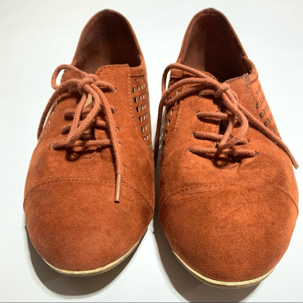 Aldo Orange Suede Lace-up Shoes (size 6) - Picture 8 of 10